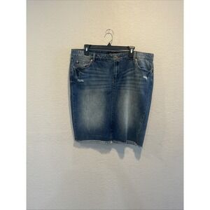 Joe Fresh Distressed Denim Raw Hem Jean Skirt Size 16